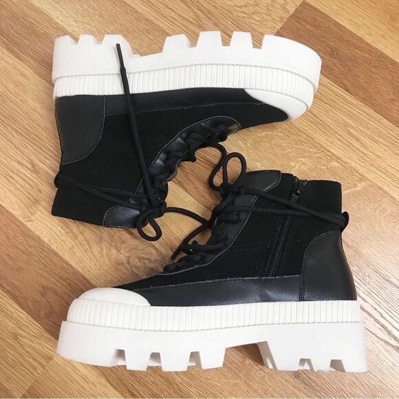 GIANNI BINI Black Leather Platform Ankle Boot Bootie Lug Sole Sneaker Sz 6.5 New - Picture 6 of 13